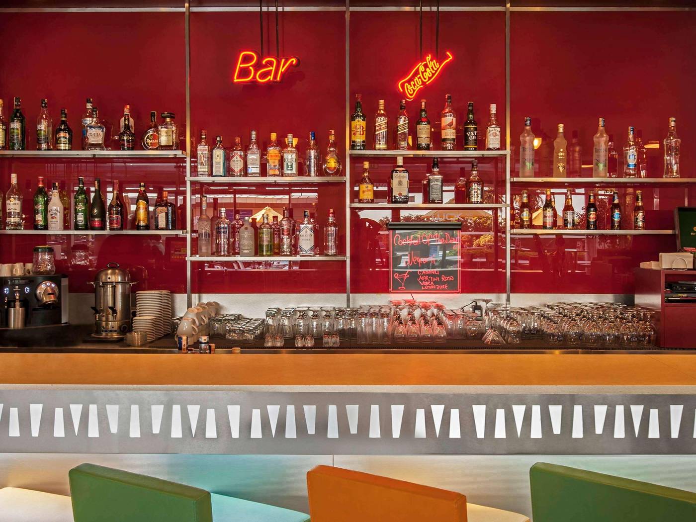 ibis-Istanbul-Zeytinburnu-Bar-21