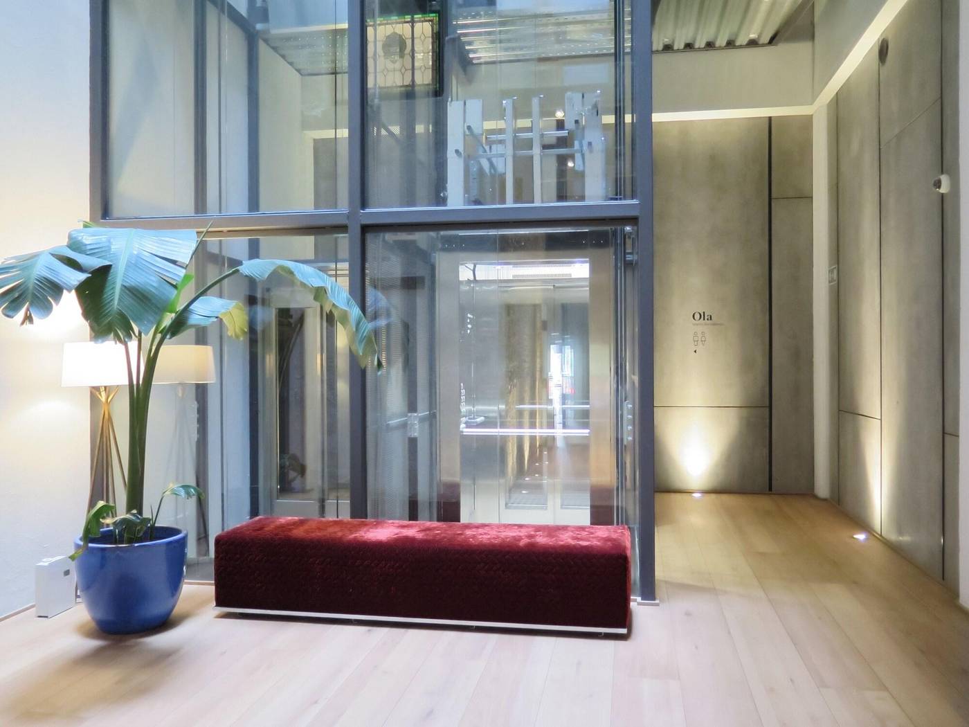 Tayko Bilbao-Spain-Bilbao-Lobby-4