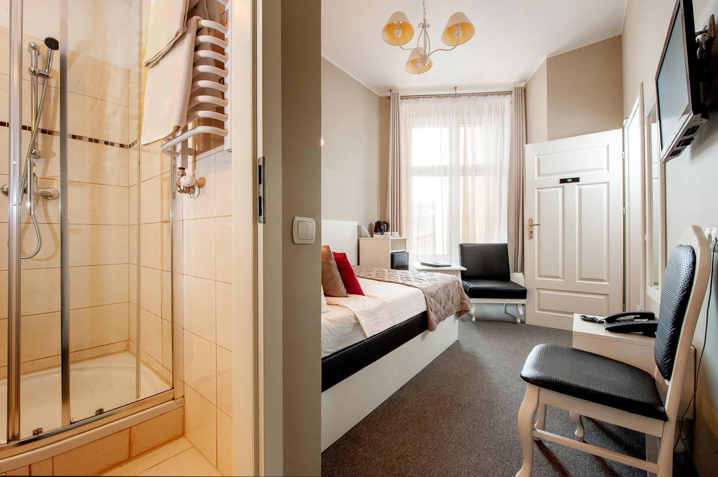 Leone-Aparthotel-Room-24