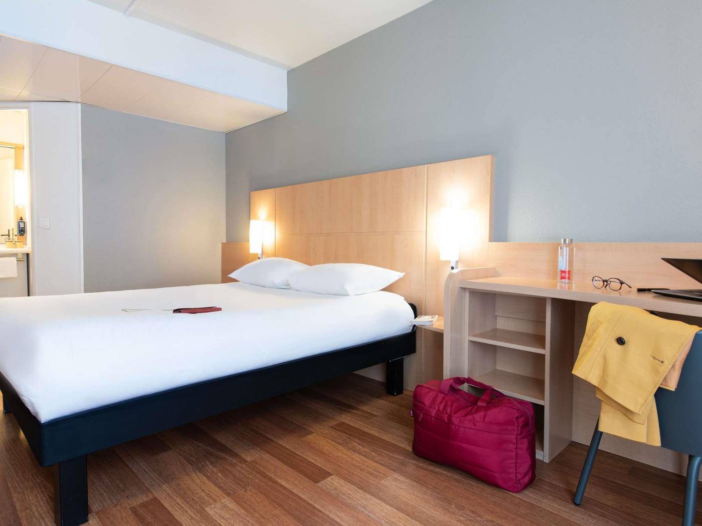 ibis-Paris-Opera-La-Fayette-Room-49