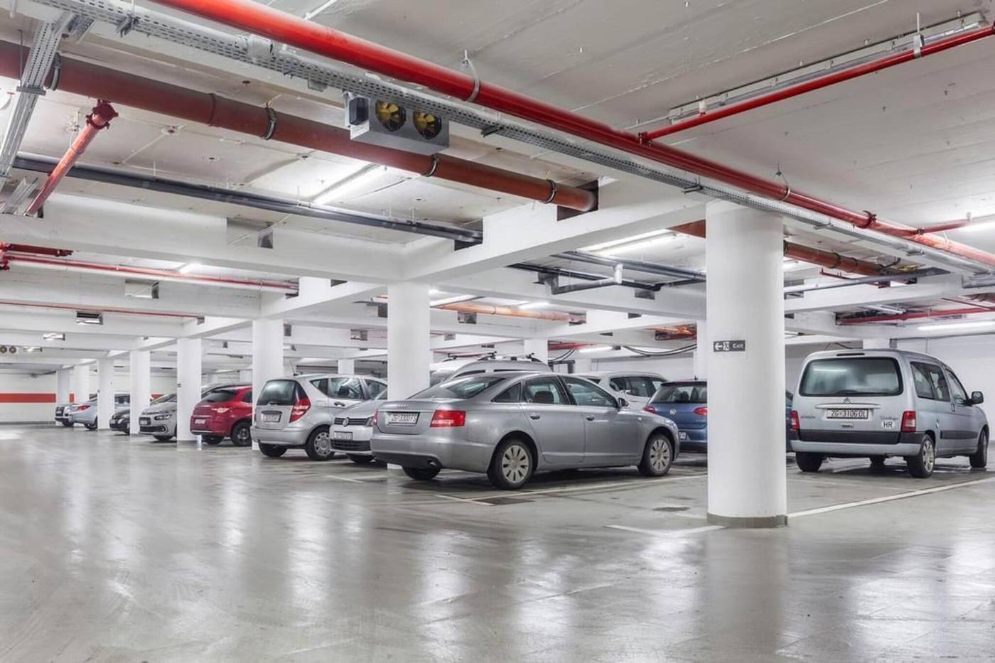 Academia-Croatia-Zagreb-General view-4