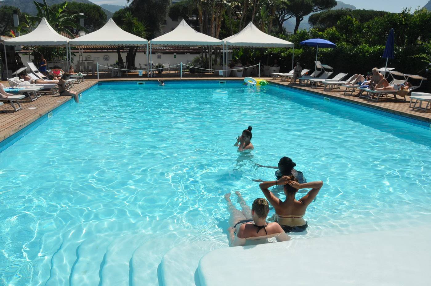 Esperidi-Resort-Pool-2