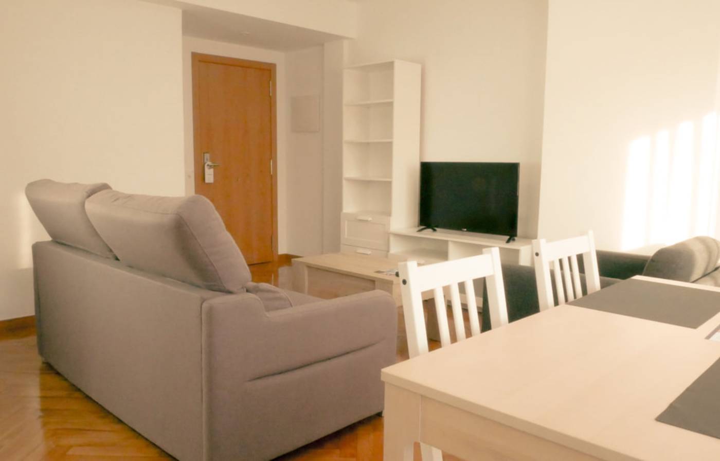 Cíes Suitel García Barbón 73-Spain-Vigo-Room-5