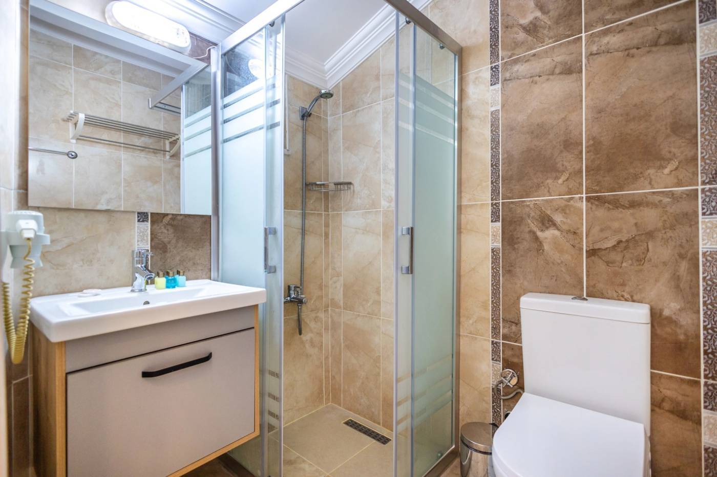 Leslion Hotel Turunc