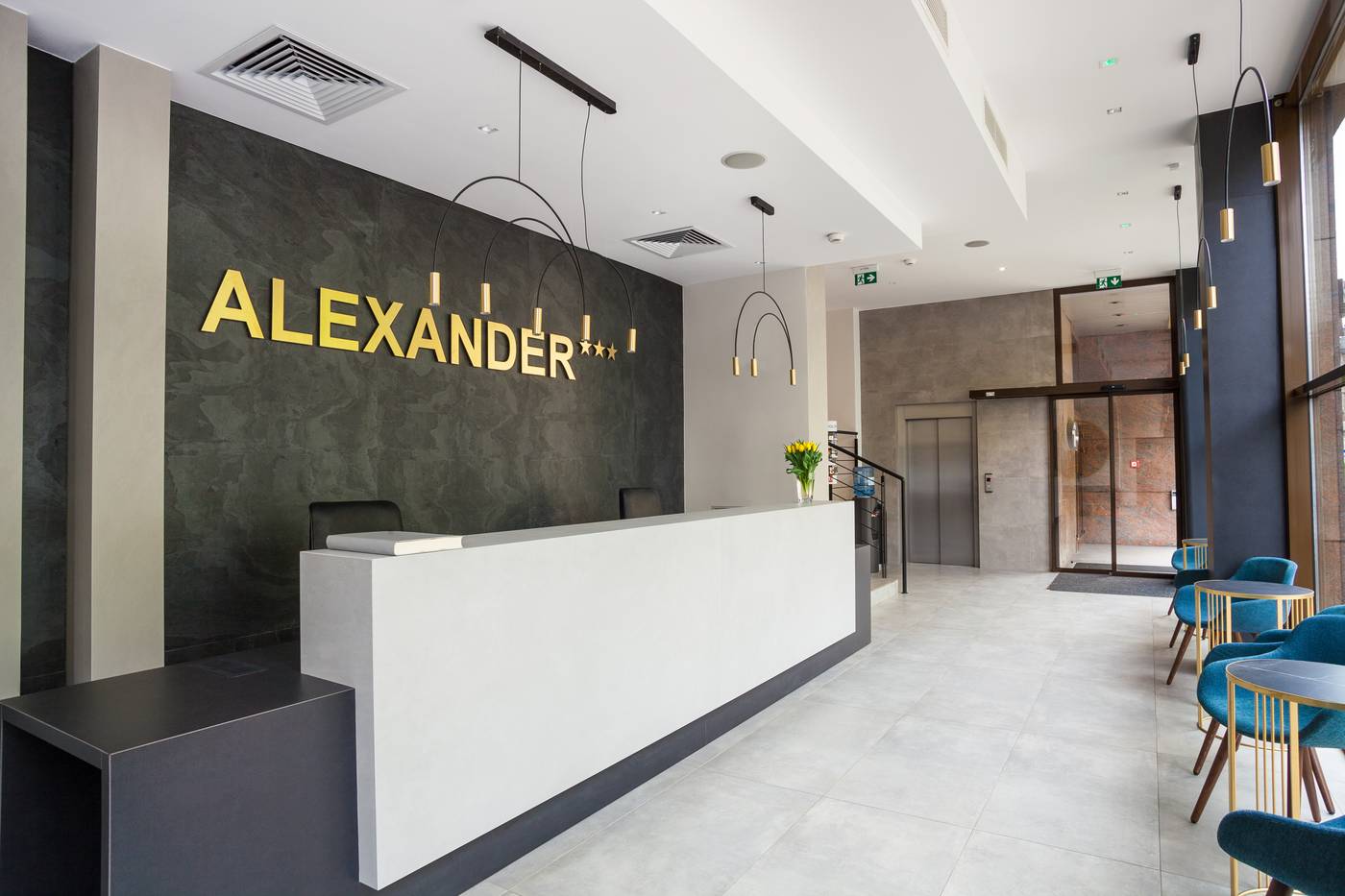 Alexander-Lobby-11
