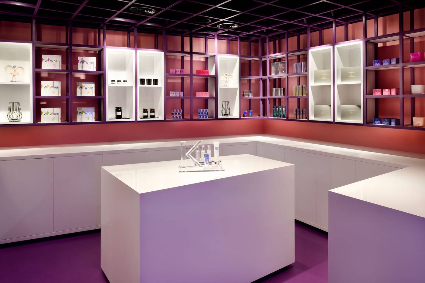 Movenpick-Bur-Dubai-Sports-and-Entertainment-58