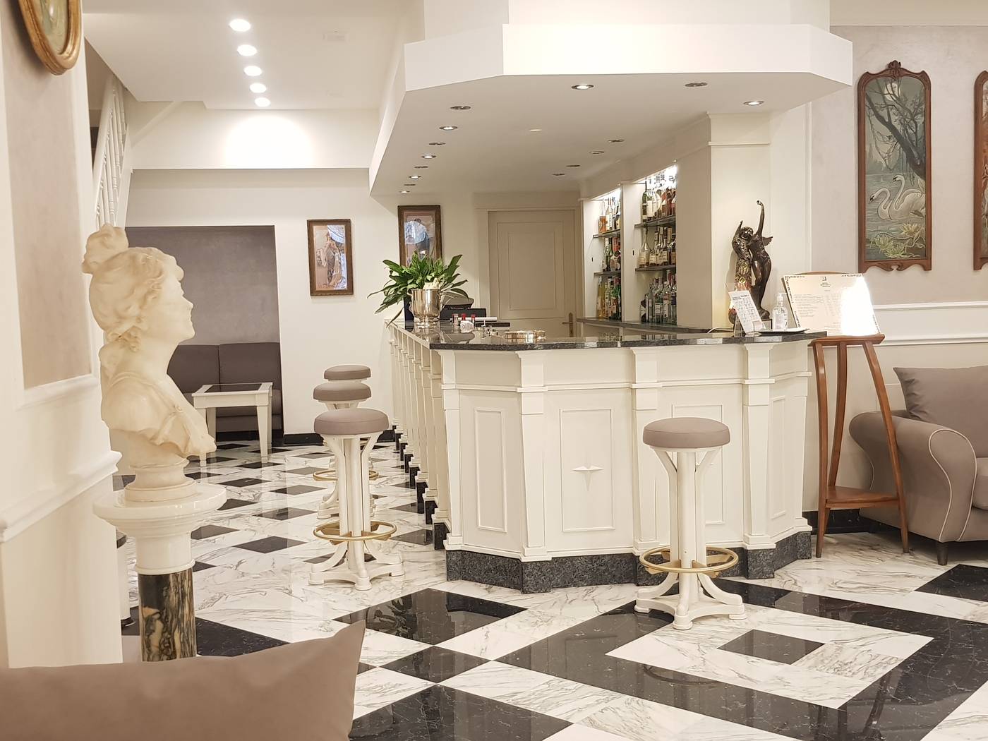 Hotel-Berchielli--Florence-Lobby-6