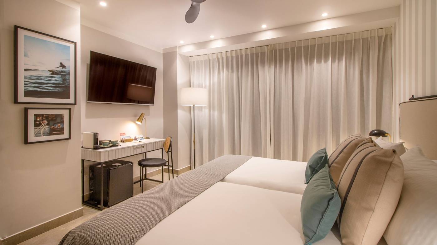 Gran-Hotel-Sol-y-Mar-Room-10