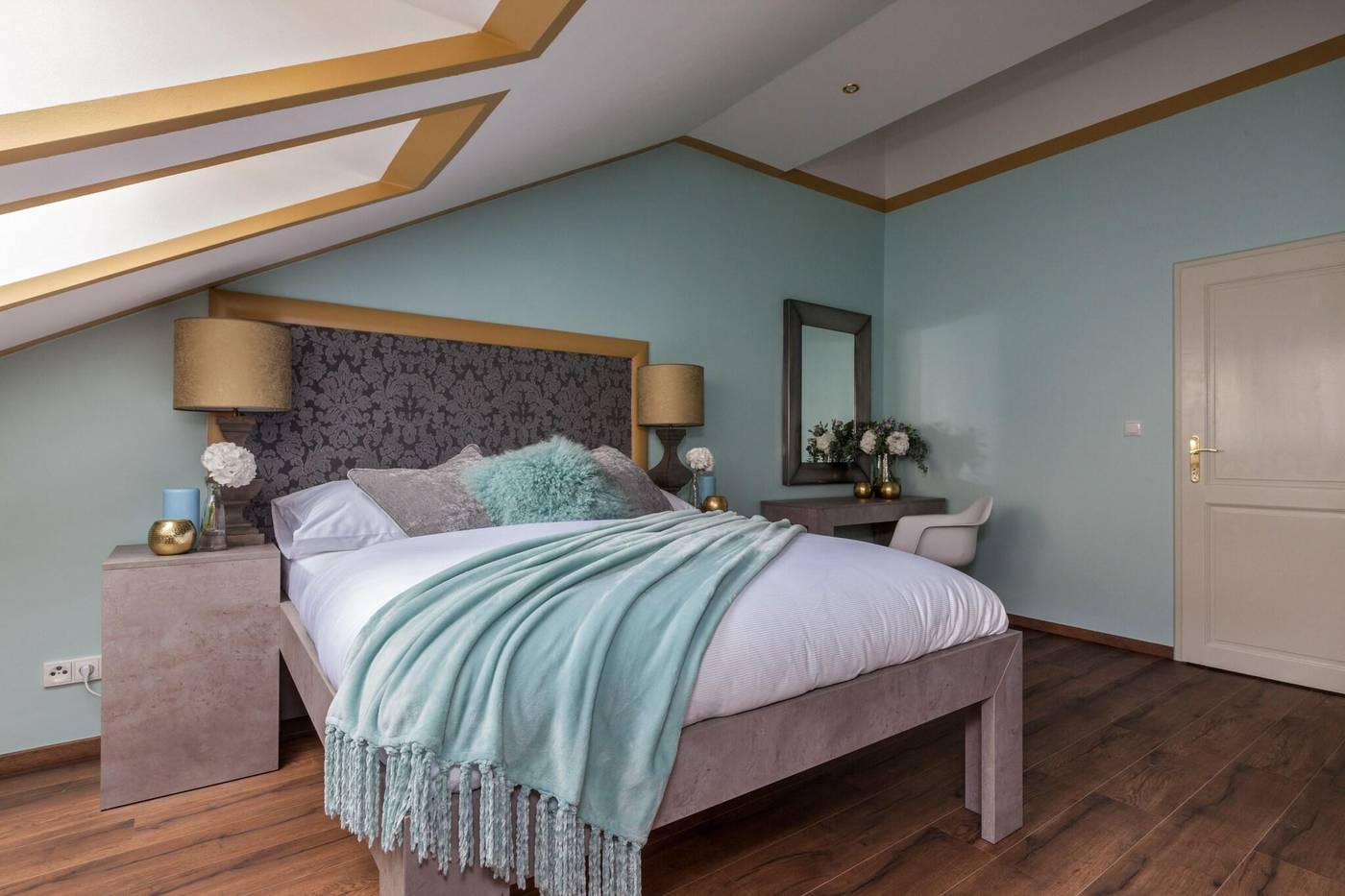 Gorgeous-Prague-Rooms-Room-12