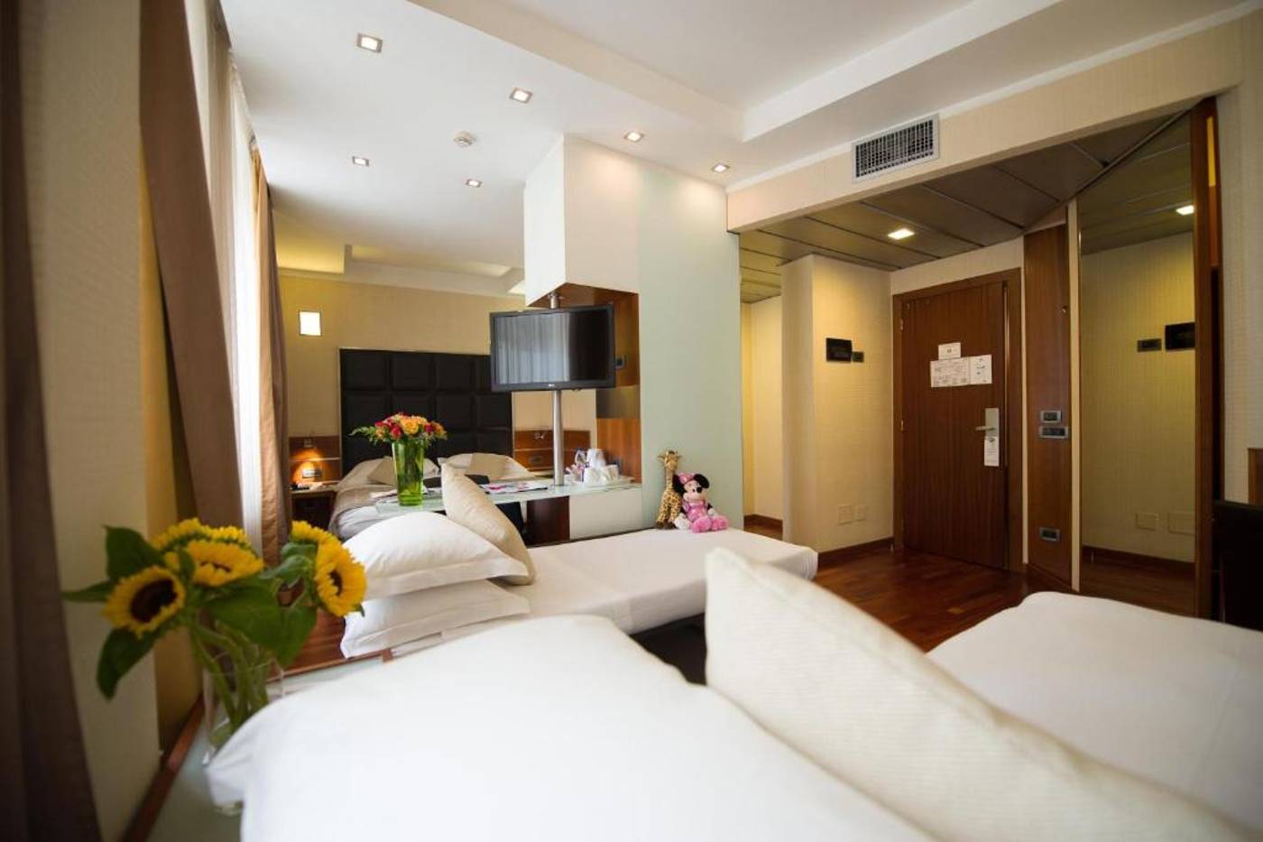 Best-Western-Hotel-Madison-Room-40