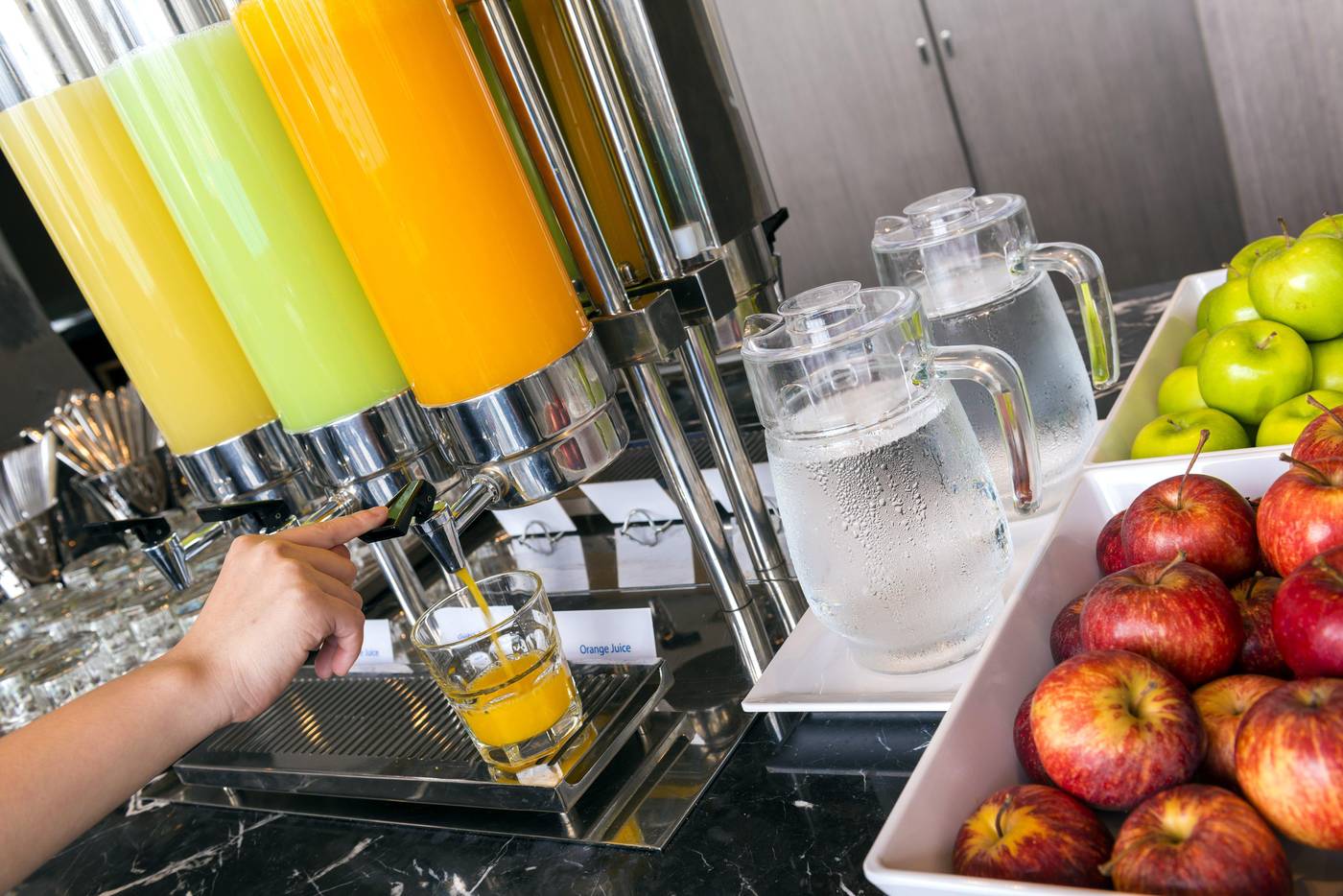 Holiday-Inn-Resort-Krabi-Ao-Nang-Beach-Restaurant-64