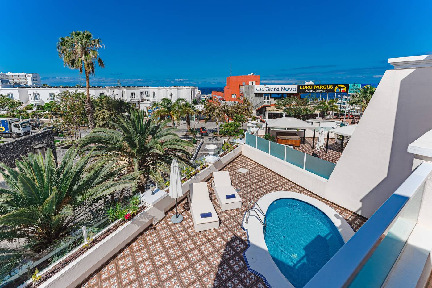 Flamingo-Suites-Room-26