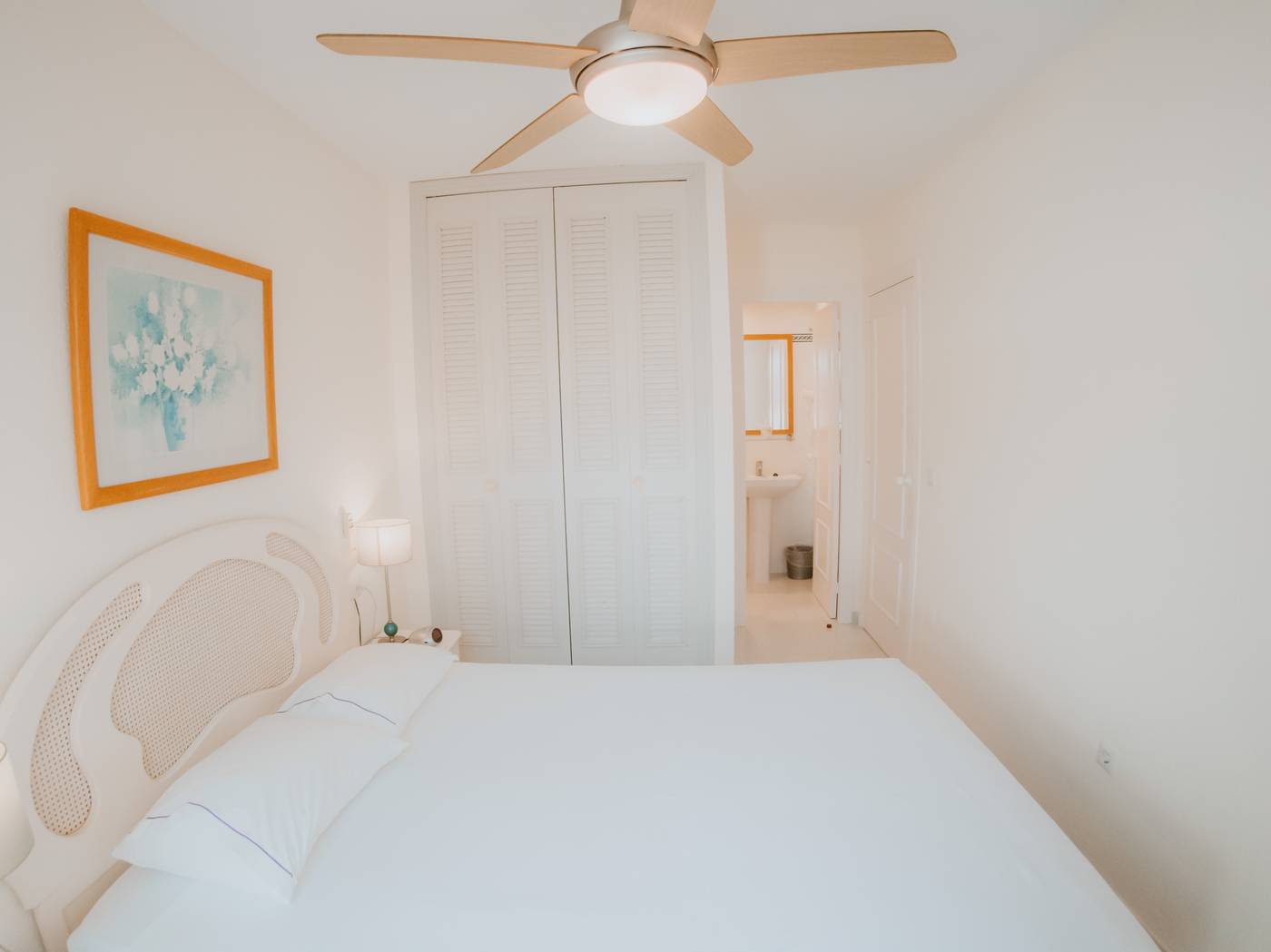 Crown-Resorts-Room-30