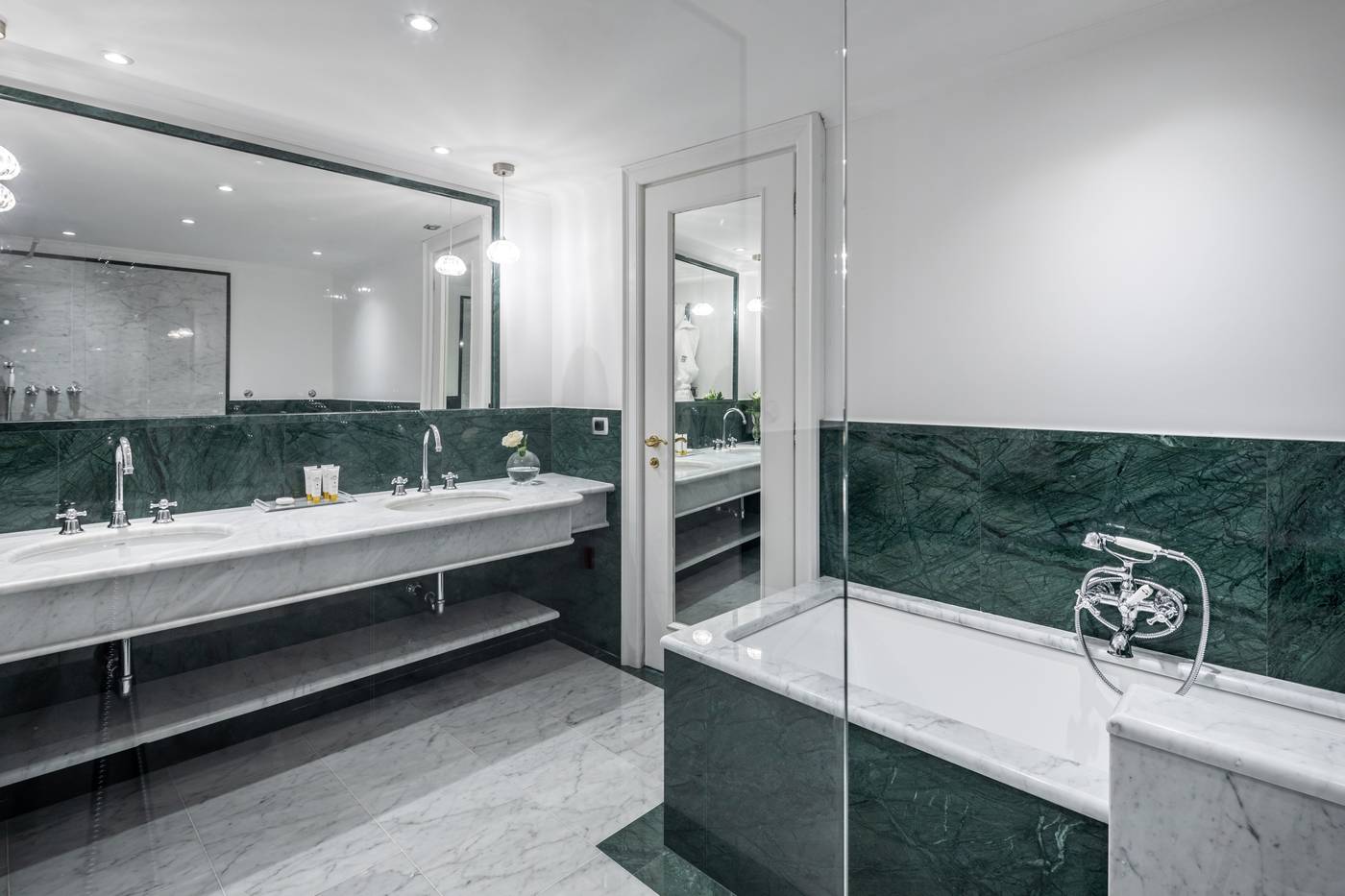 Baglioni-Hotel-Luna-Room-60