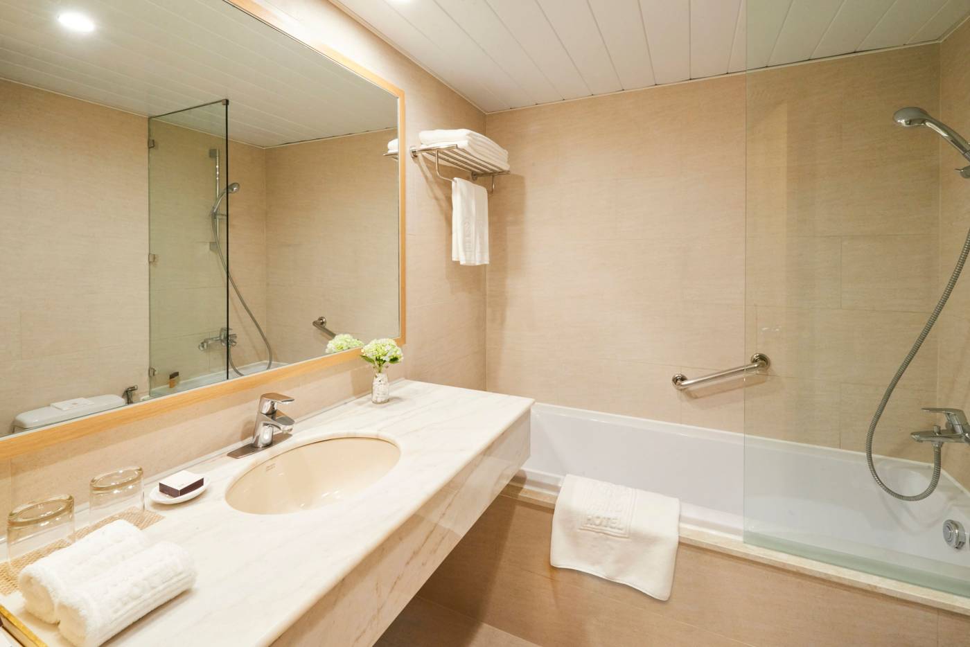 Hanoi Hotel-Vietnam-Hanoi-Room-9