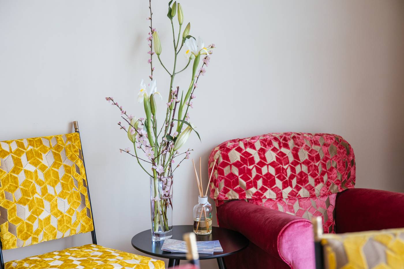 Villa-Fiorella-Art-Lobby-48