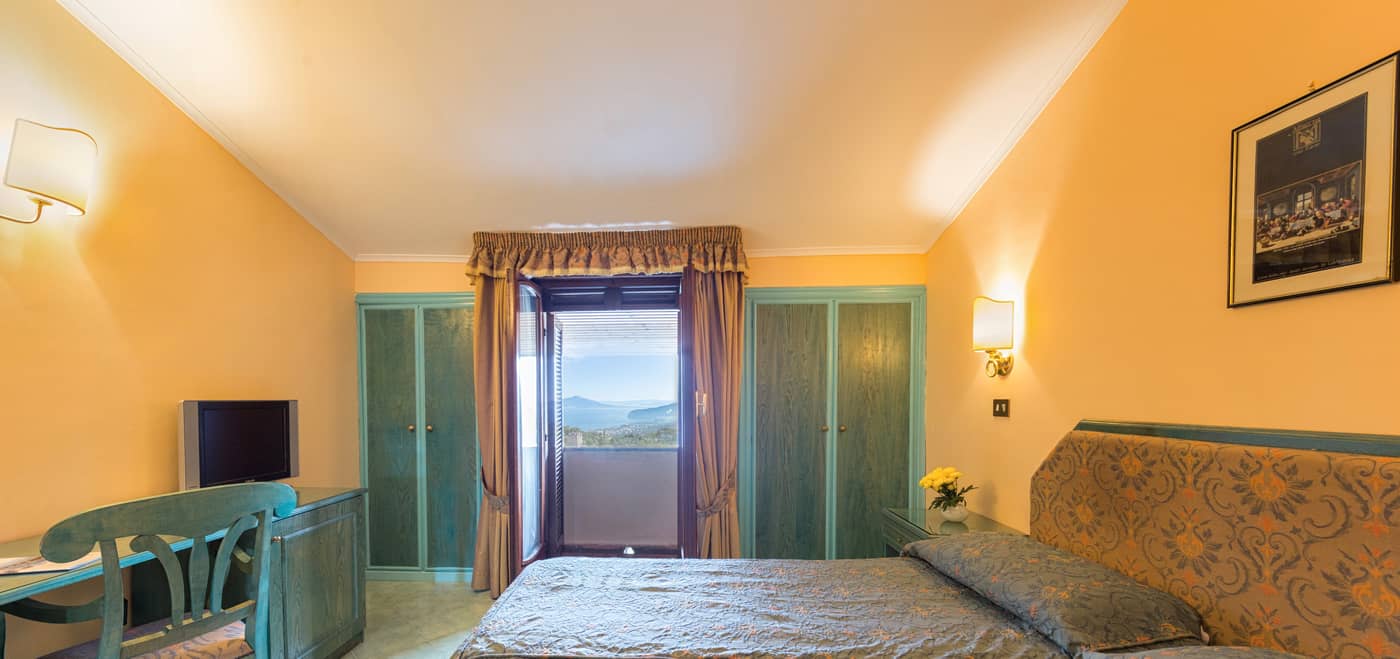 Hotel-Jaccarino-Room-24