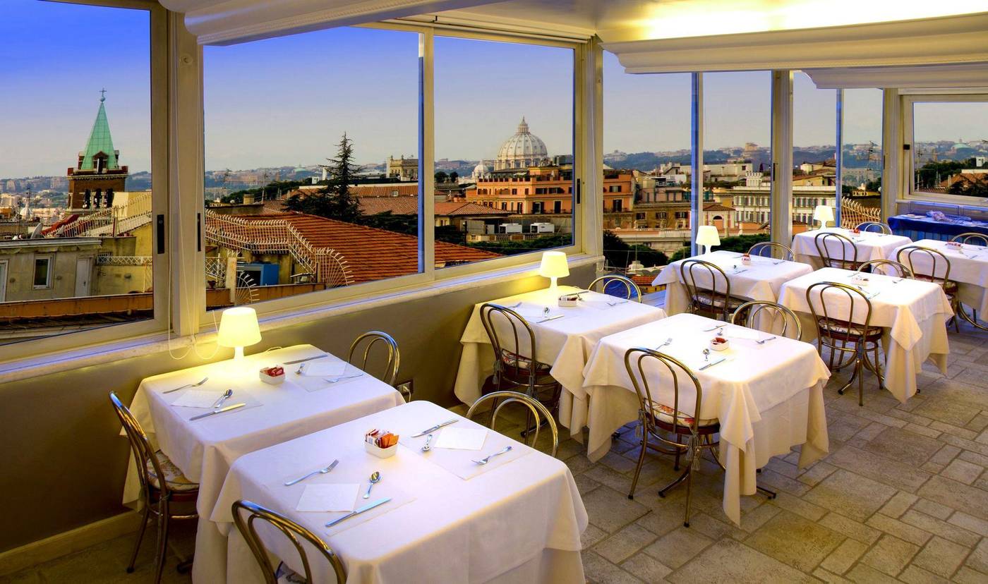 Marcella-Royal-Rooftop-Garden-Bar-3