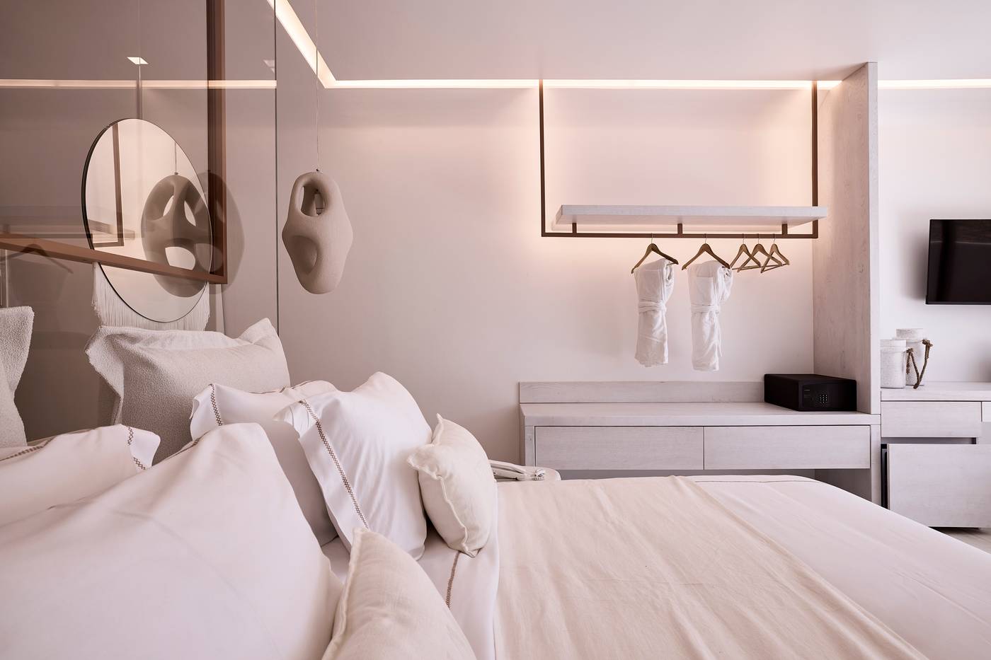 Ethereum-Mykonos-Room-10