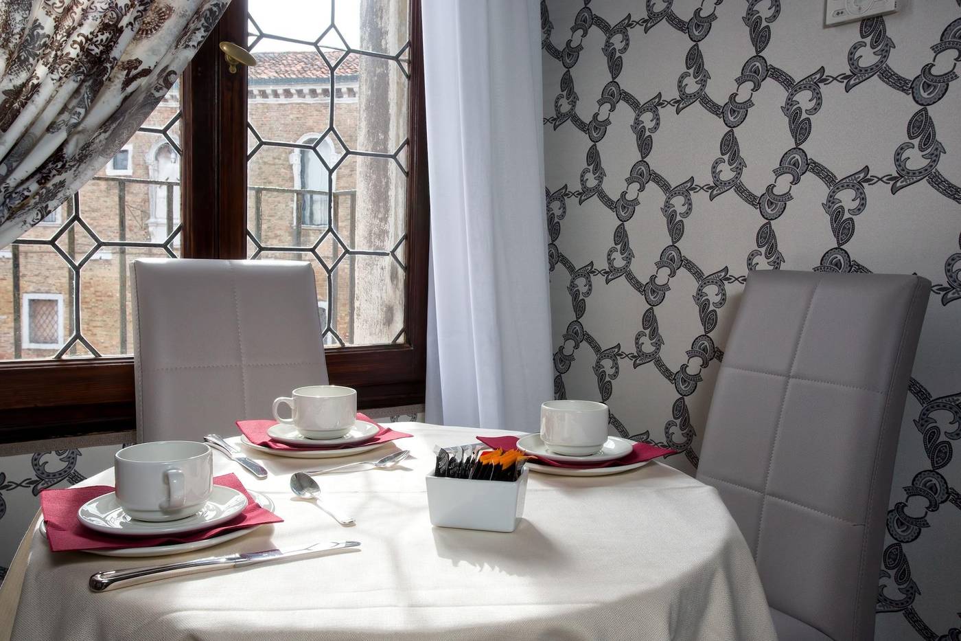 Hotel-C---Nobile-Corner-Restaurant-19