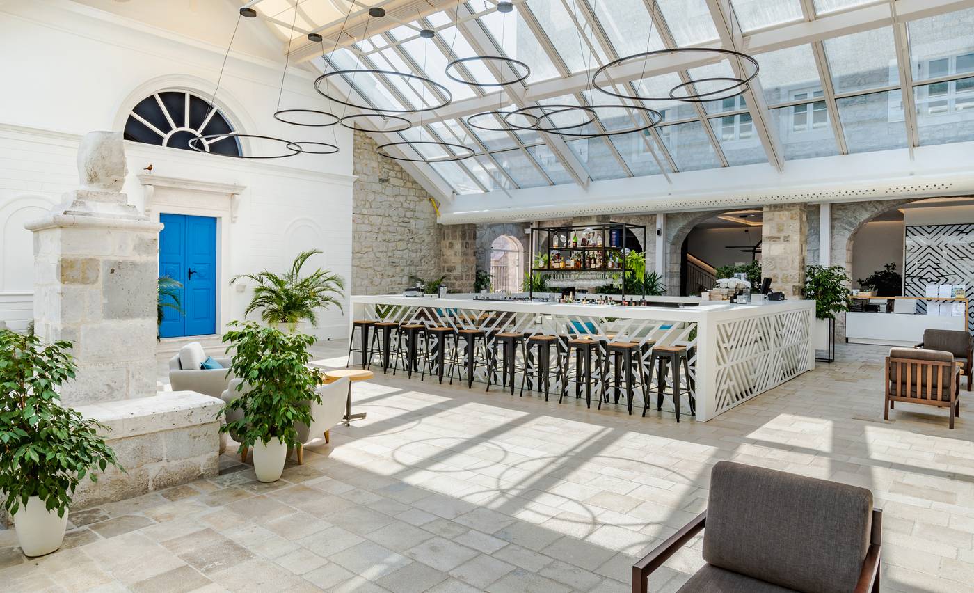 Lazure-Hotel---Marina-Lobby-65