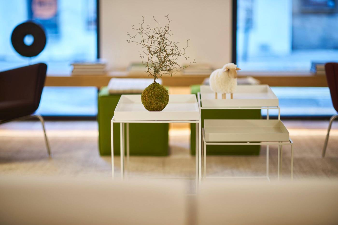 9hotel-Republique-Lobby-15