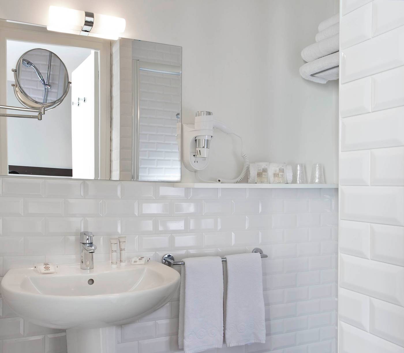 Des-Ecrivains-Room-7