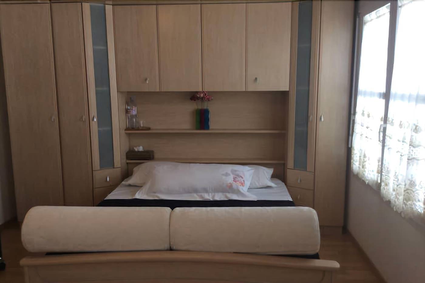 B&B Kelly-Switzerland-RENENS-Room-10