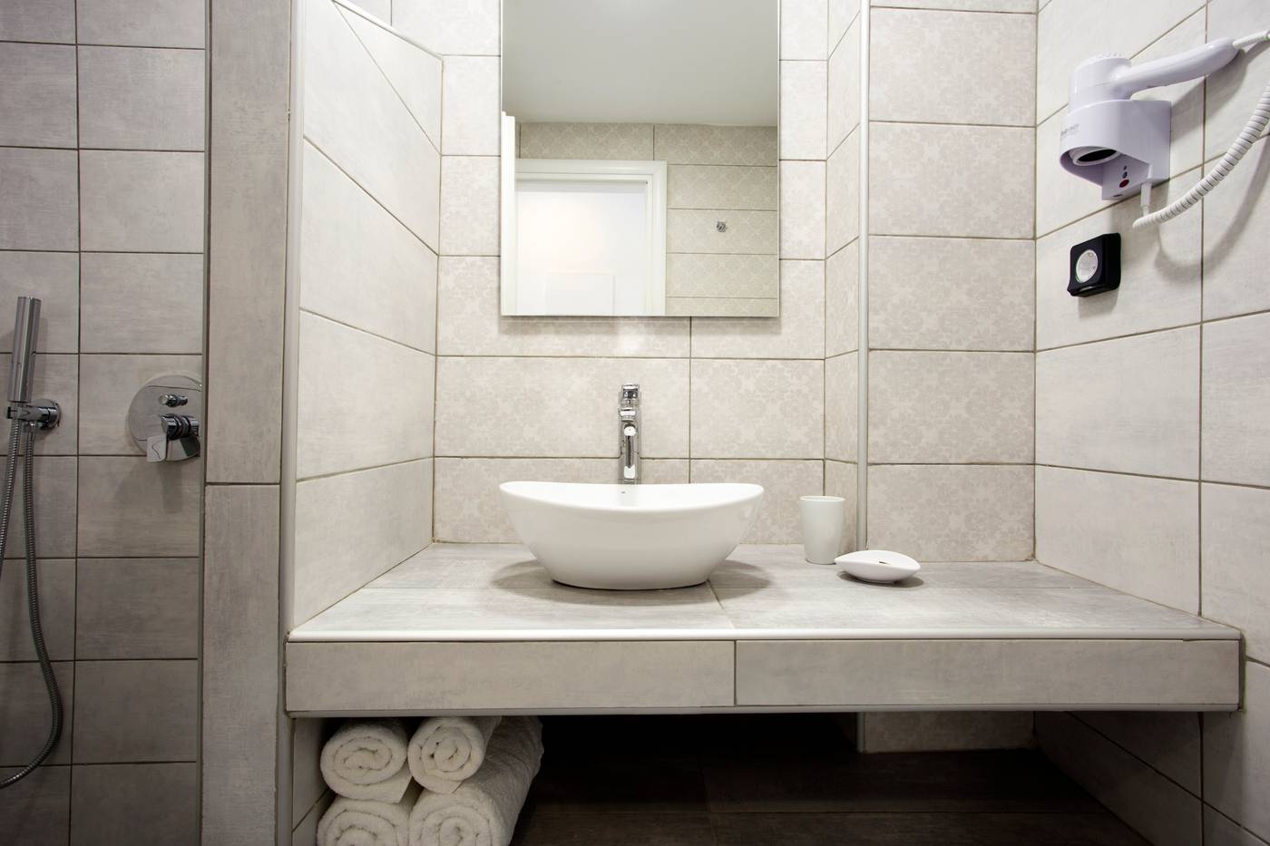 Alexandra-Aparthotel-Room-50