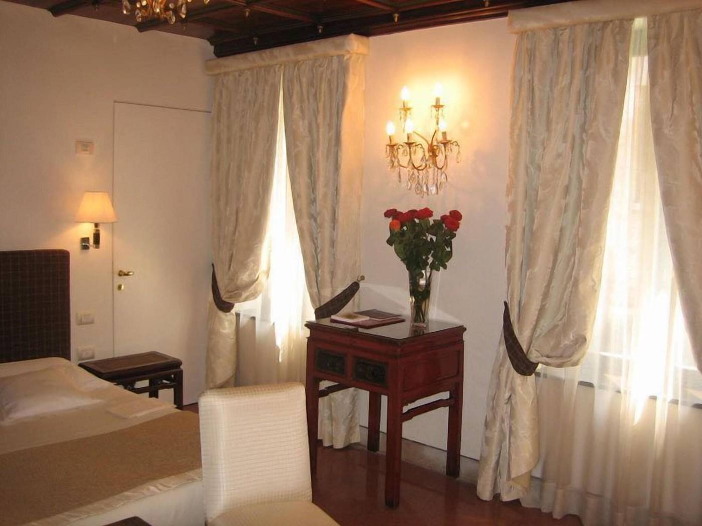 Ca--Nigra-Lagoon-Resort-Room-52