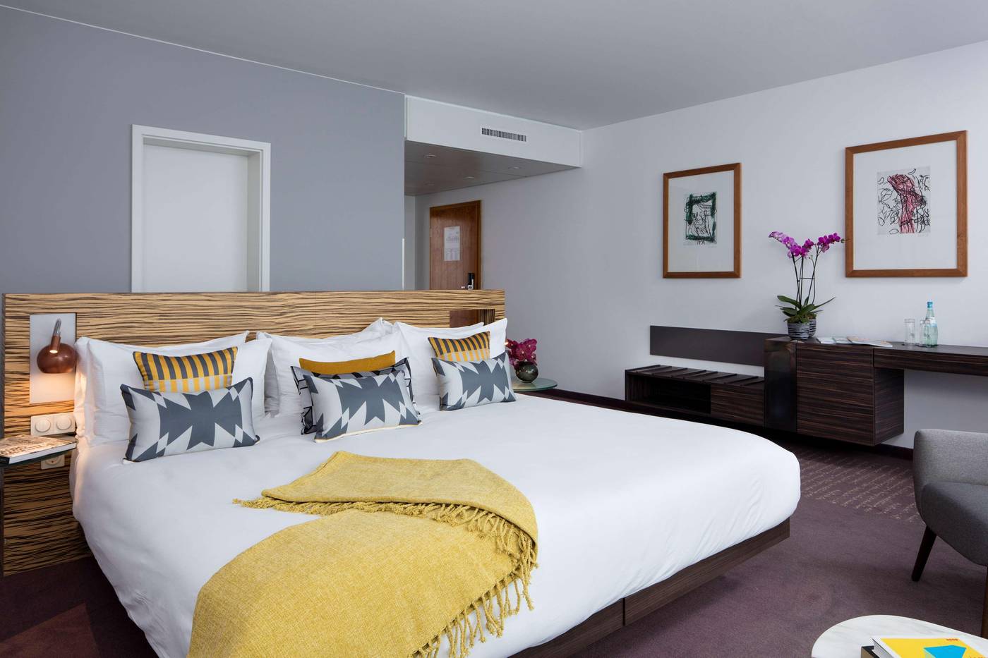 art-otel-berlin-mitte-powered-by-Radisson-Hotels-Room-24