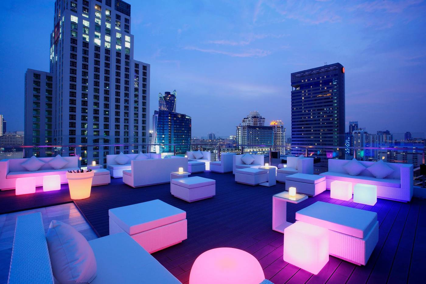 Centara-Watergate-Pavilion-Hotel-Bangkok-Bar-54