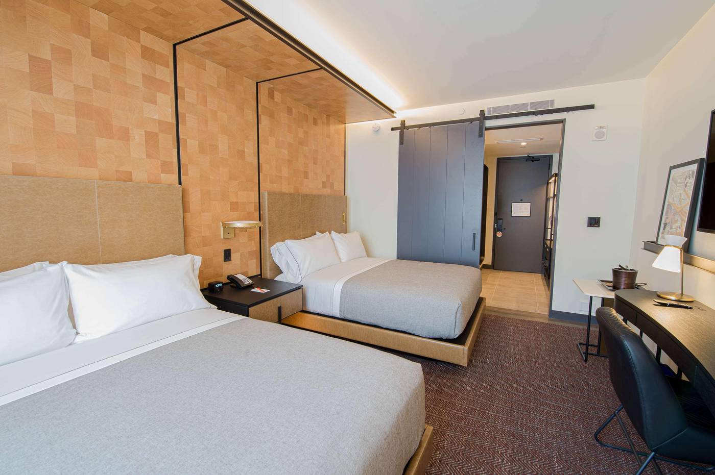 Canopy-by-Hilton-Jersey-City-Arts-District-Room-21