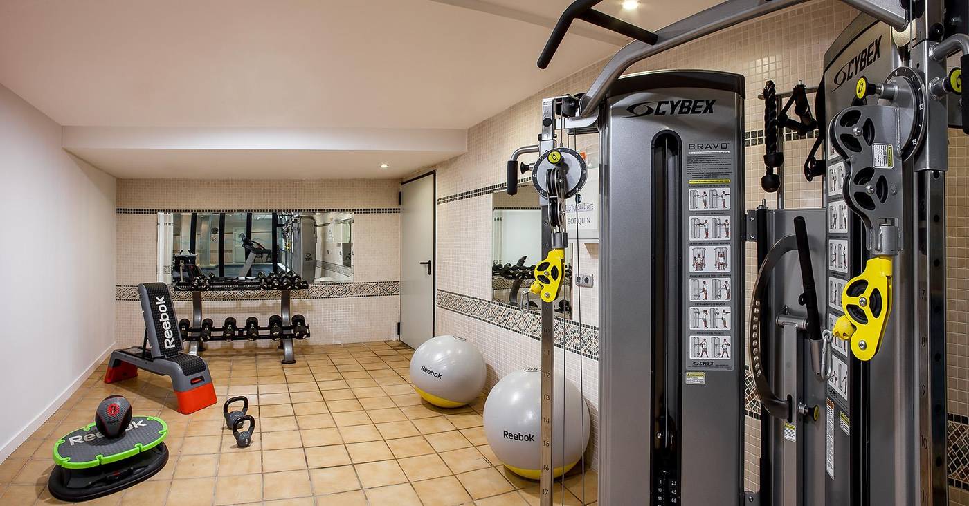 RH-Corona-del-Mar-Sports-and-Entertainment-25