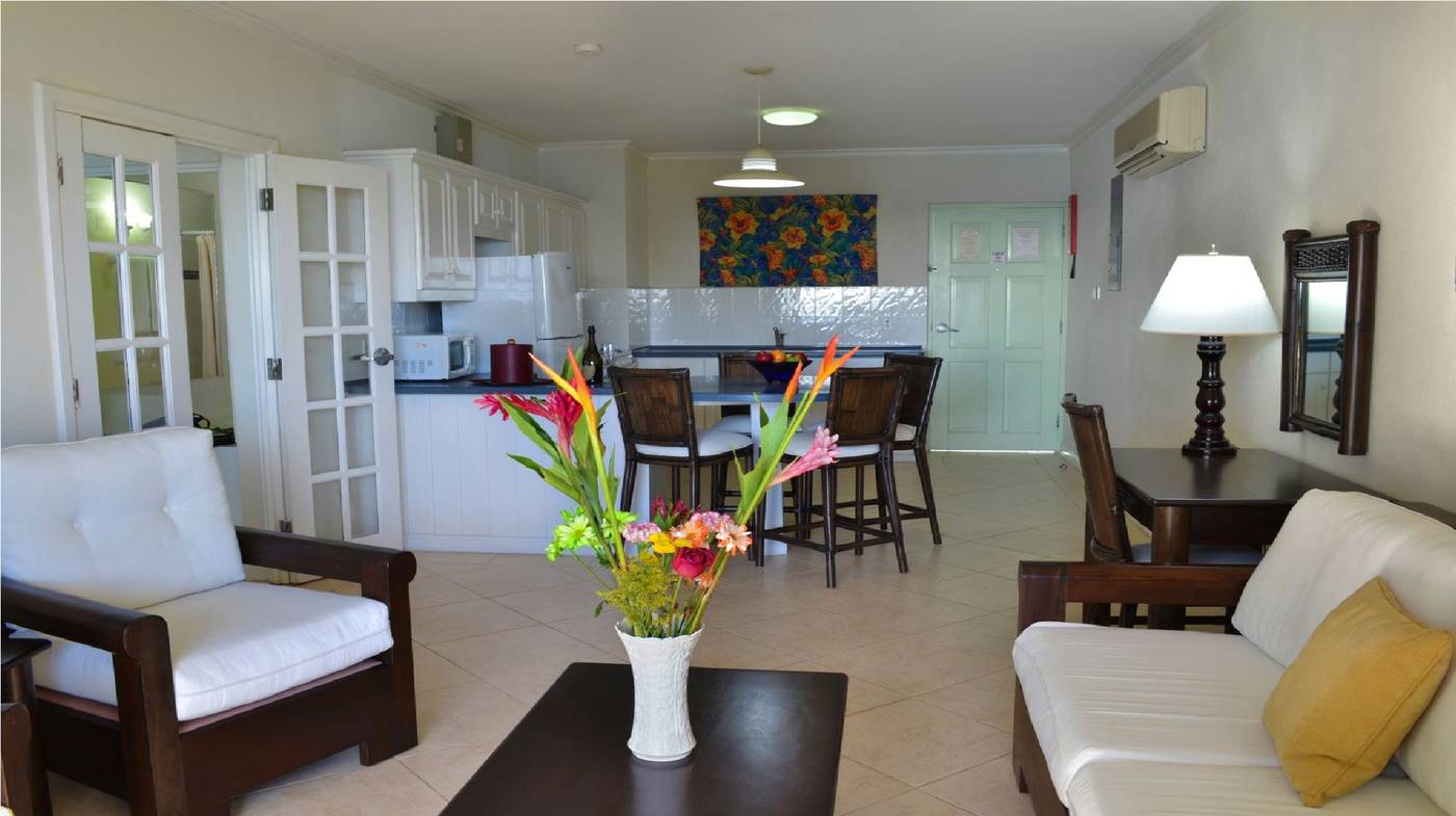 Coral-Mist-Beach-Hotel-Room-18