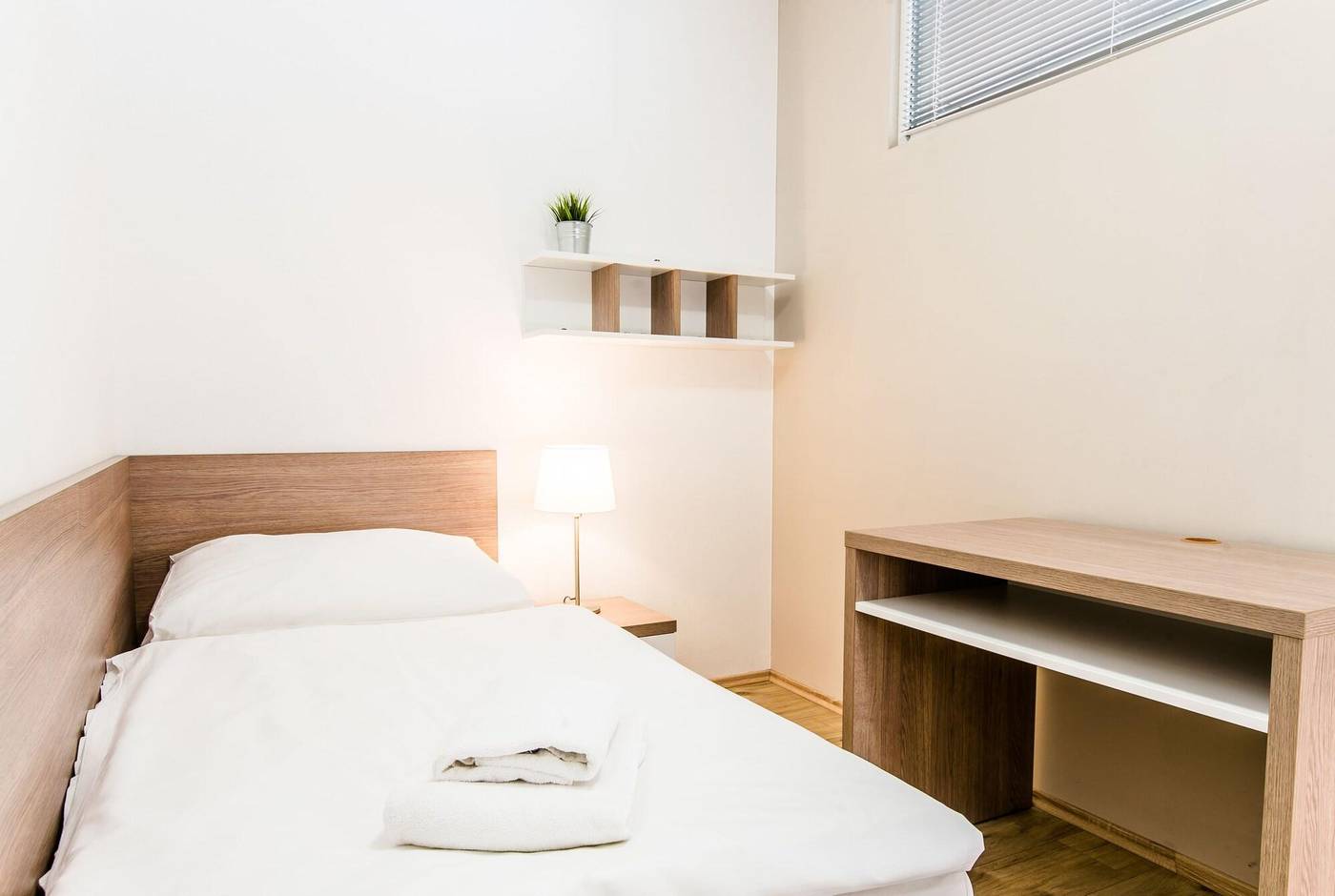 Apart Hotel Virgo-Slovakia-BRATISLAVA-Room-10