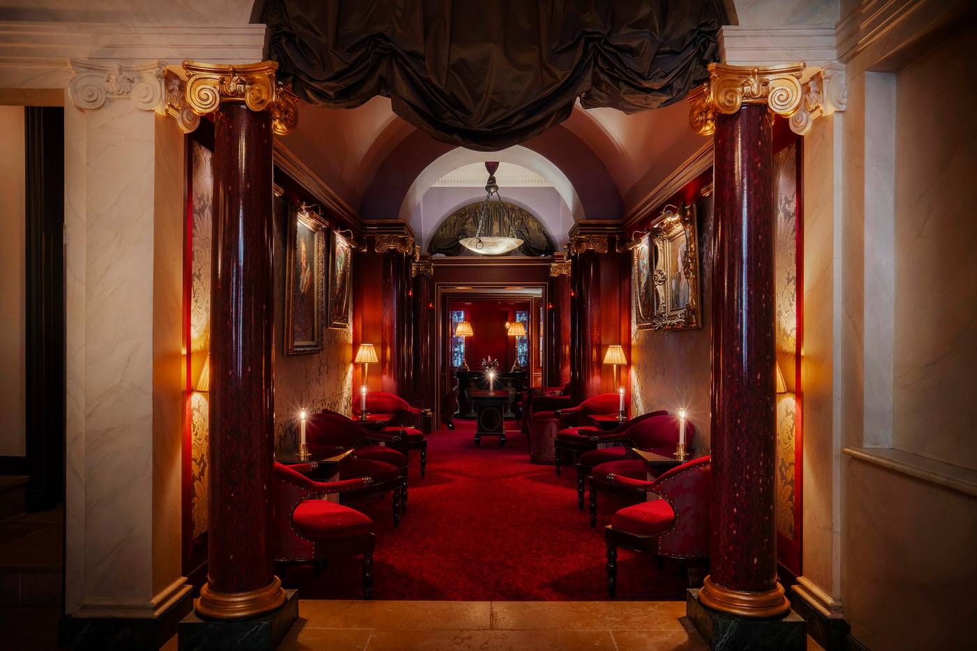 Maison-Athenee-Lobby-45