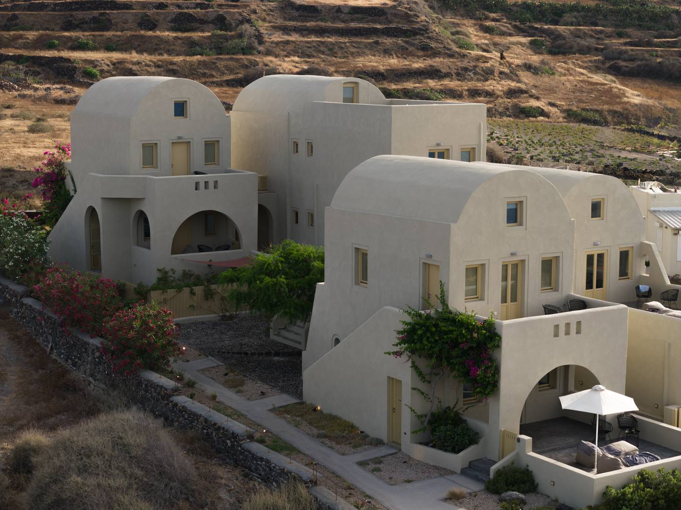 Colombos Beachfront-Greece-SANTORINI-General view-3