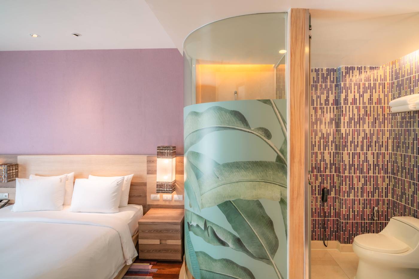 Holiday-Inn-Express-Phuket-Patong-Beach-Central-Room-42