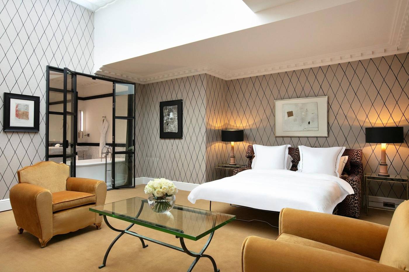 Hotel-de-Berri-Champs-Elysees--a-Luxury-Collection-Hotel--Paris-Room-31