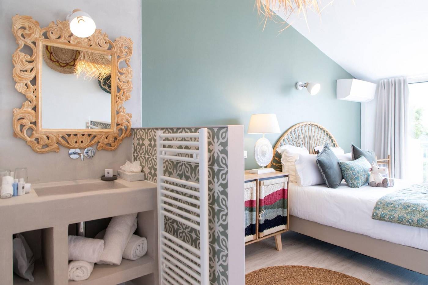 Font-Mourier-Hotel-Room-33