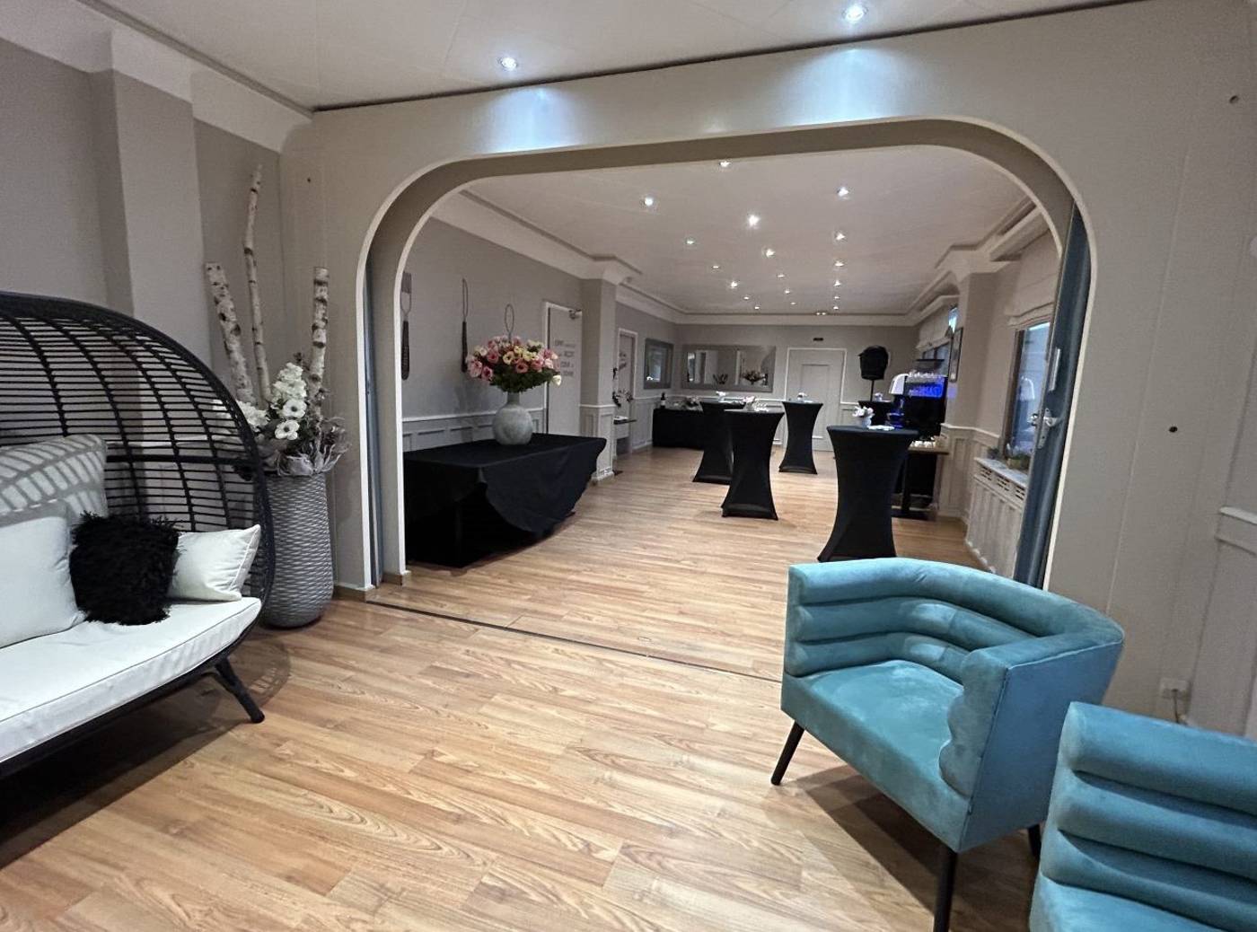 Le Divona-France-Divonne-les-Bains-Lobby-5