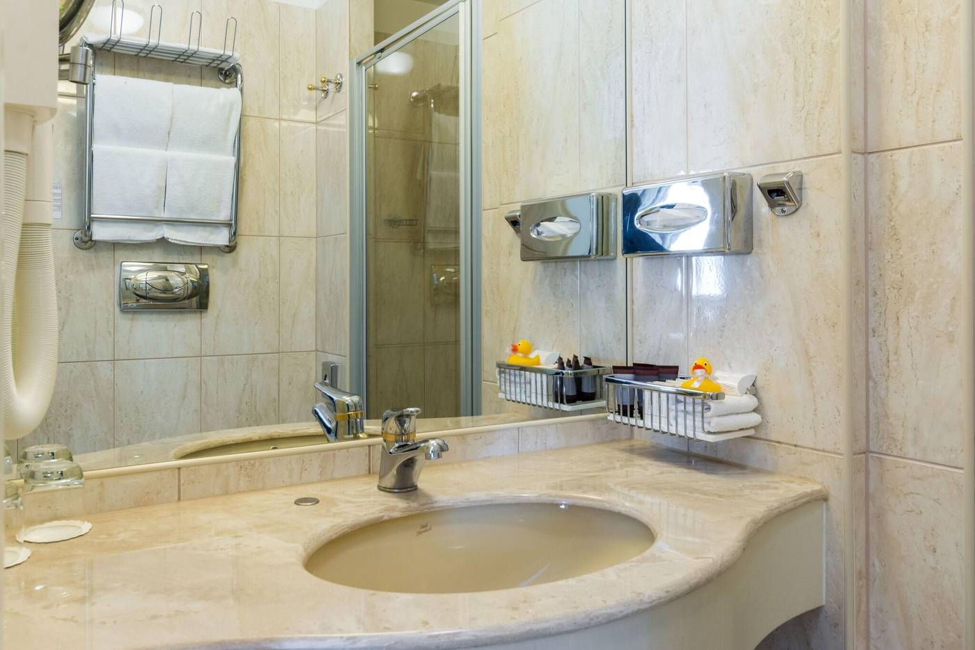 My-City-Hotel-Room-17