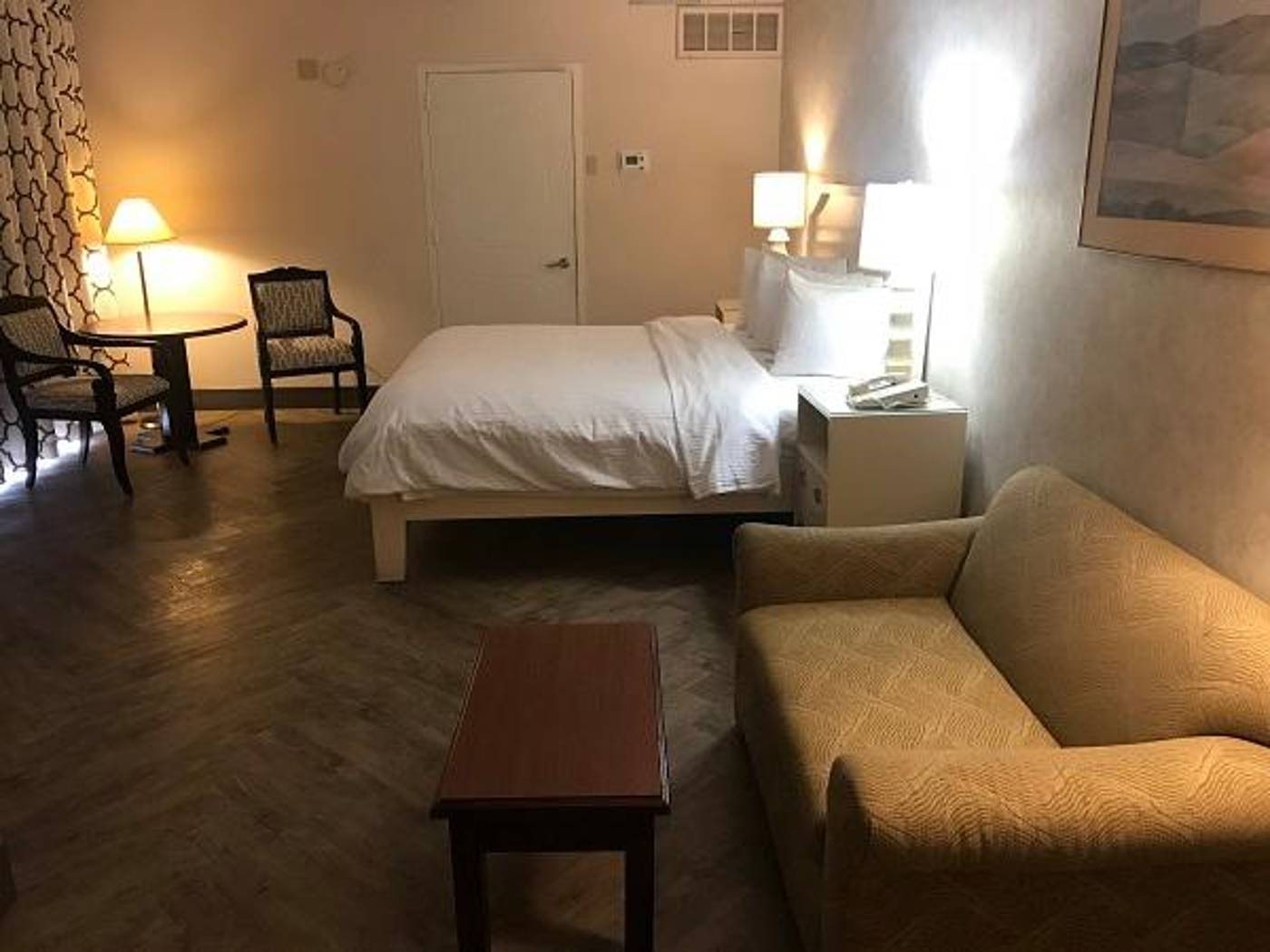 Hollywood-Hotel-Room-28