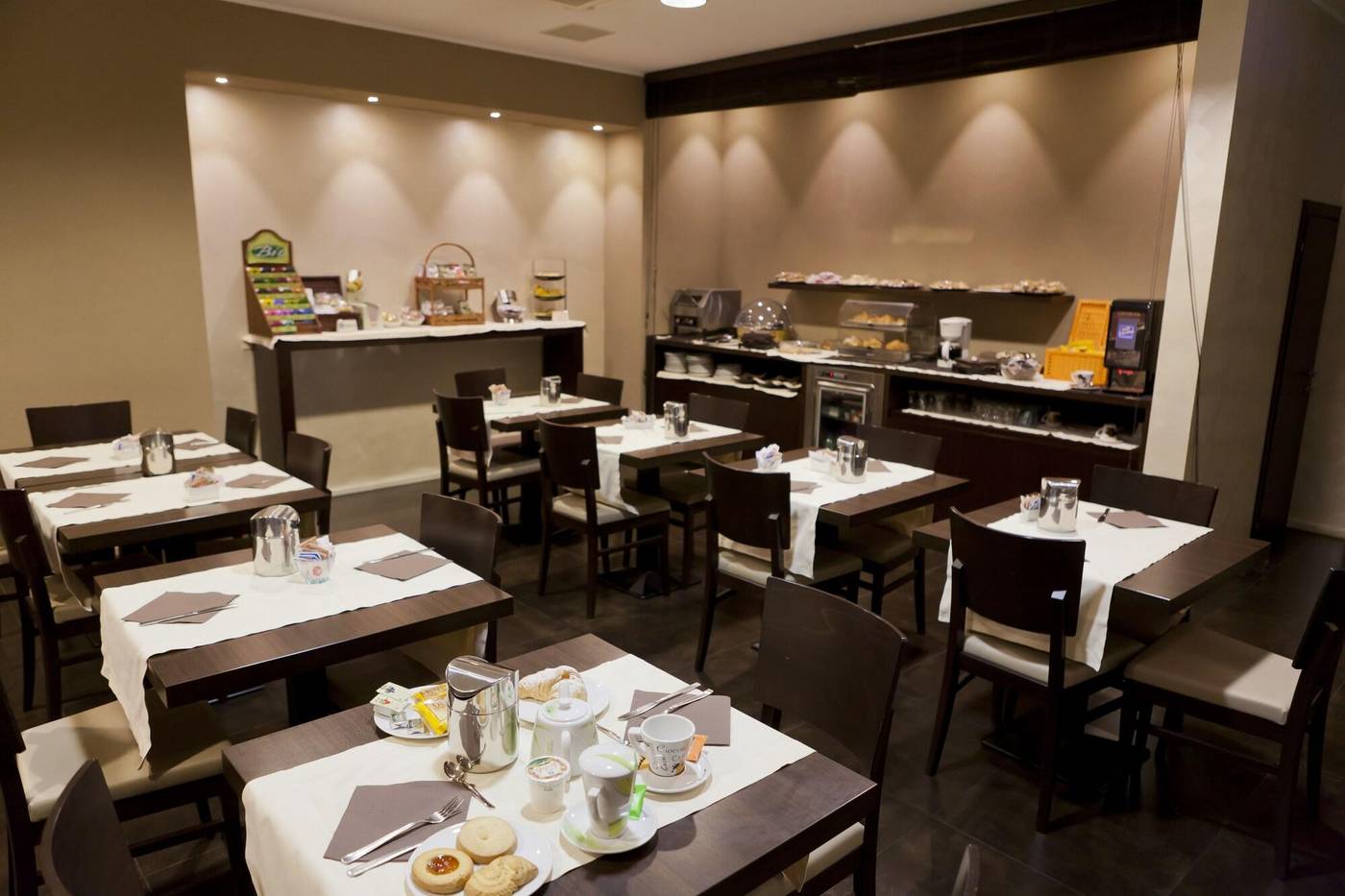 La-Compagnia-Del-Viaggiatore-Restaurant-26