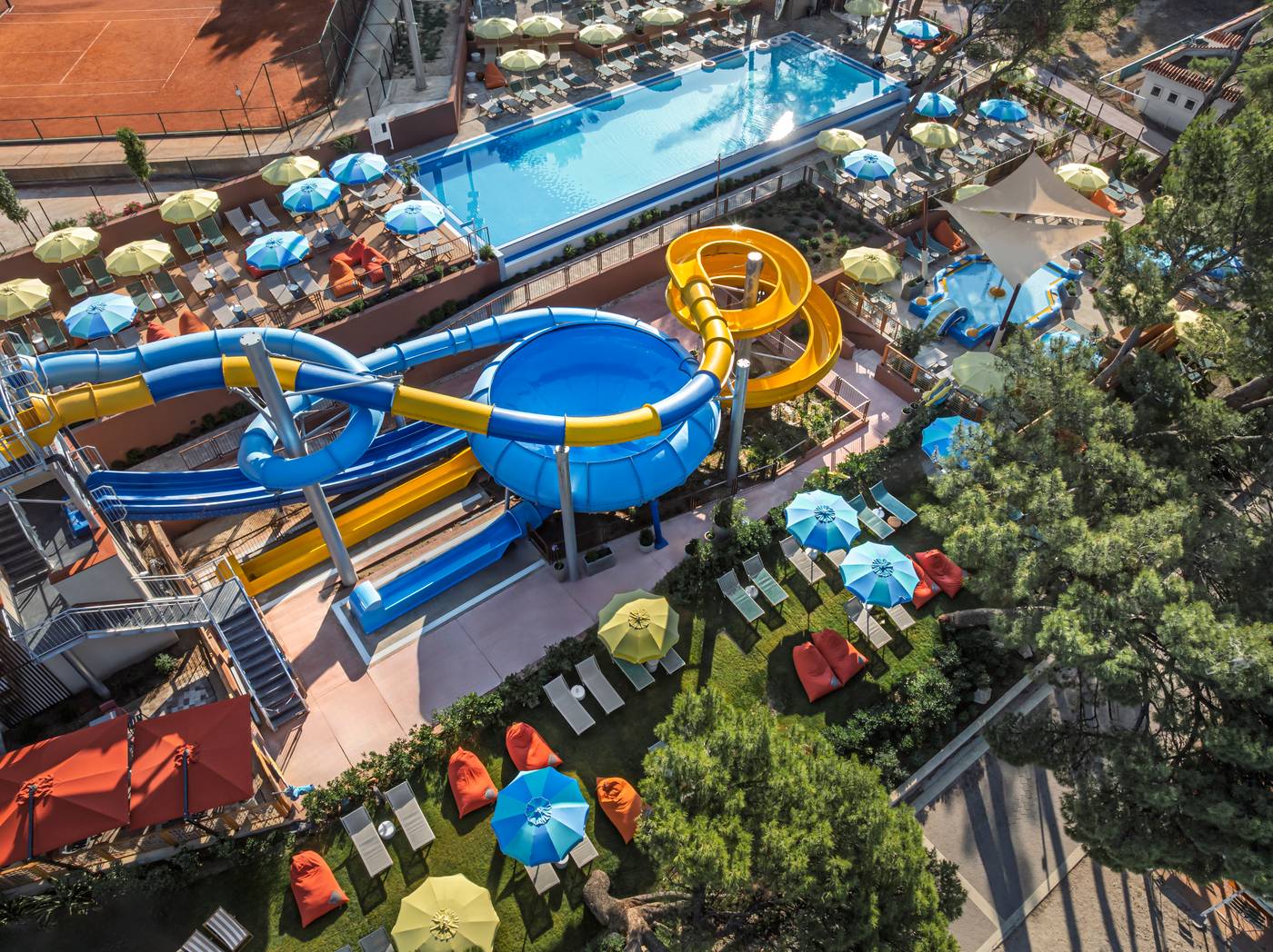 Sunny-Makarska-by-Valamar-Pool-4