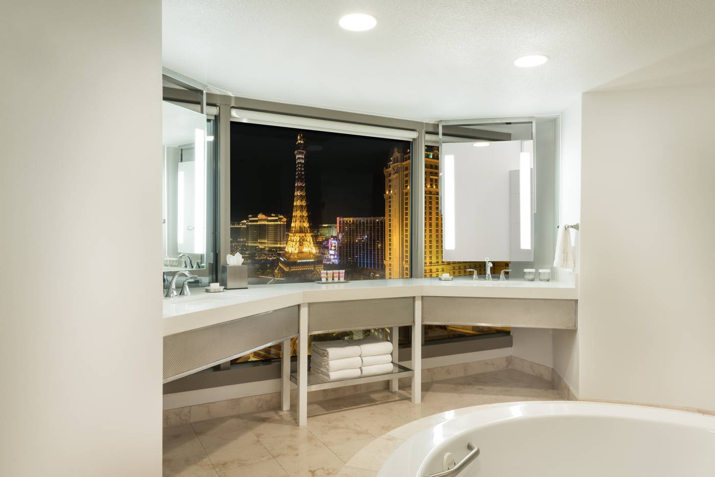 Planet-Hollywood-Resort---Casino-Room-44