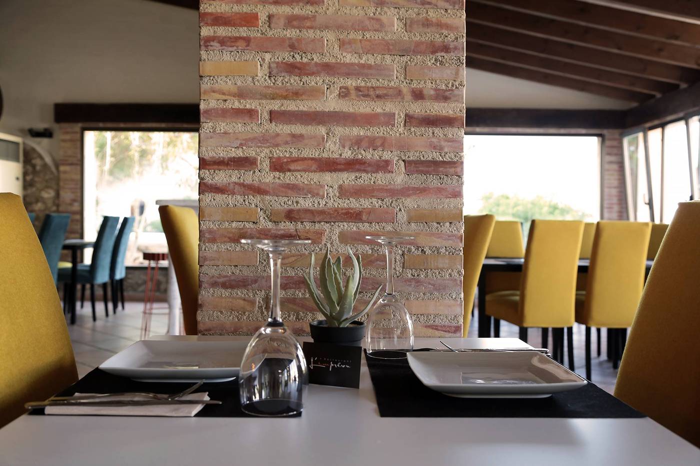Bellavista-Residential-Restaurant-55