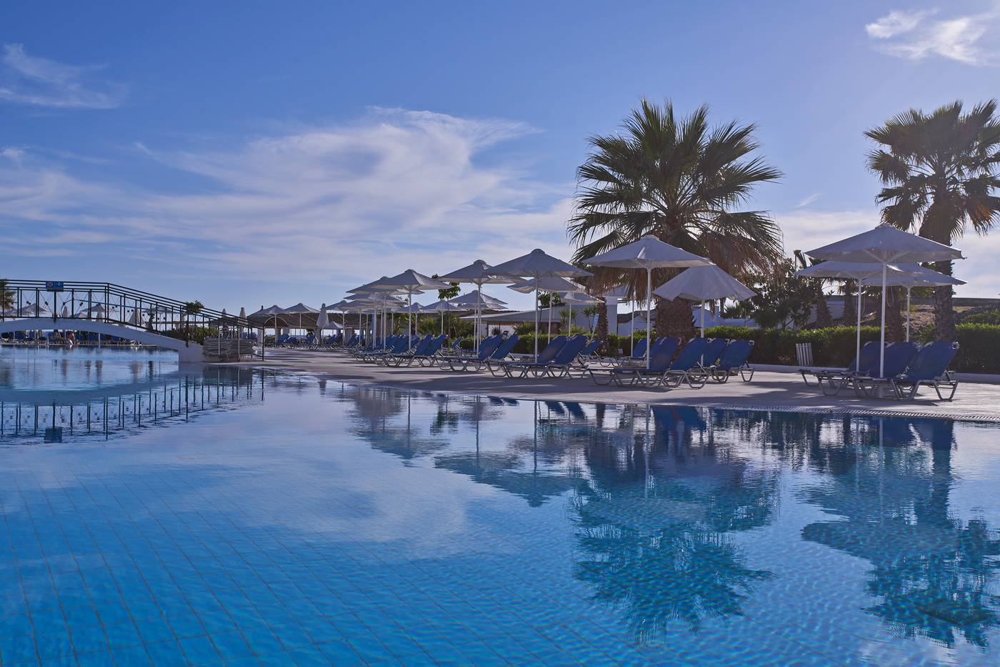 Sandy-Beach-Resort-Pool-3