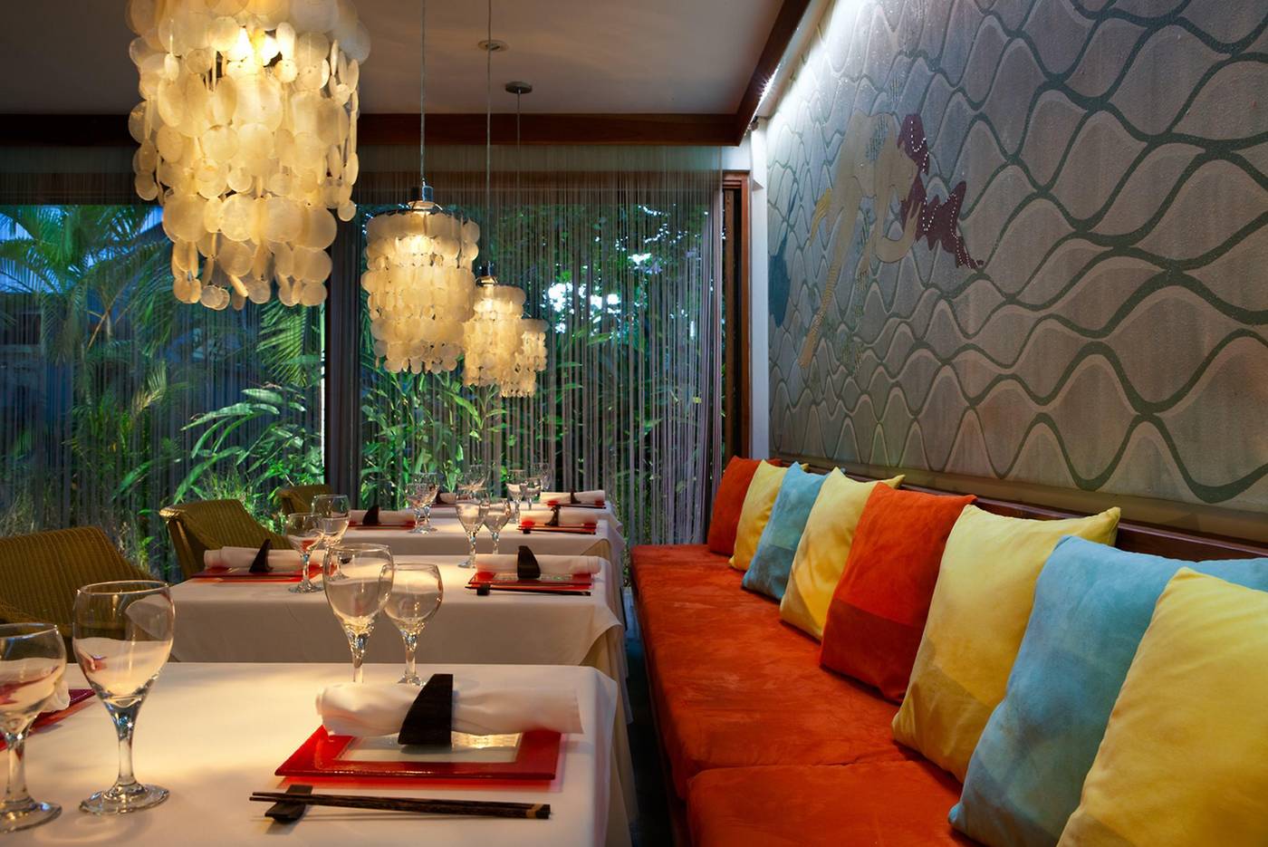 Couples-Negril-All-Inclusive-Bar-24